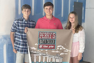 Perry’s at the Pier